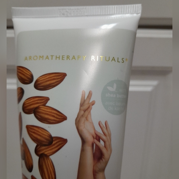 Shea Butter/Almond Hand Cream Vegan Jojoba Size:8.5fl oz  Aromatherapy Rituals - Picture 3 of 4